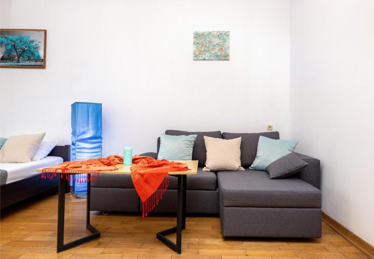 Затишний Відпочинок В Центрі Львова Apartment Exterior photo